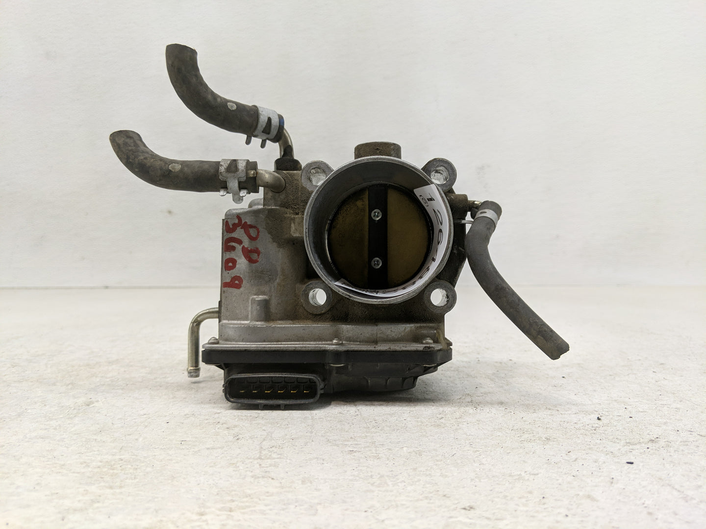 2010 Chevrolet Malibu Throttle Body Fits OEM Used Auto Parts - Oemusedautoparts1.com
