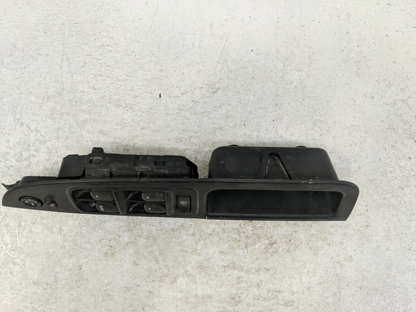 2010-2012 Chevrolet Malibu Master Power Window Switch Replacement Driver Side Left Fits Fits 2010 2011 2012 OEM Used Auto Pa