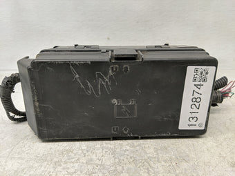 compare product 2009-2012 Chevrolet Malibu Fusebox Fuse Box Panel Relay Module P/N:20822695 20822689 Fits Fits 2009 2010 2011 2012 OEM Used Auto Parts