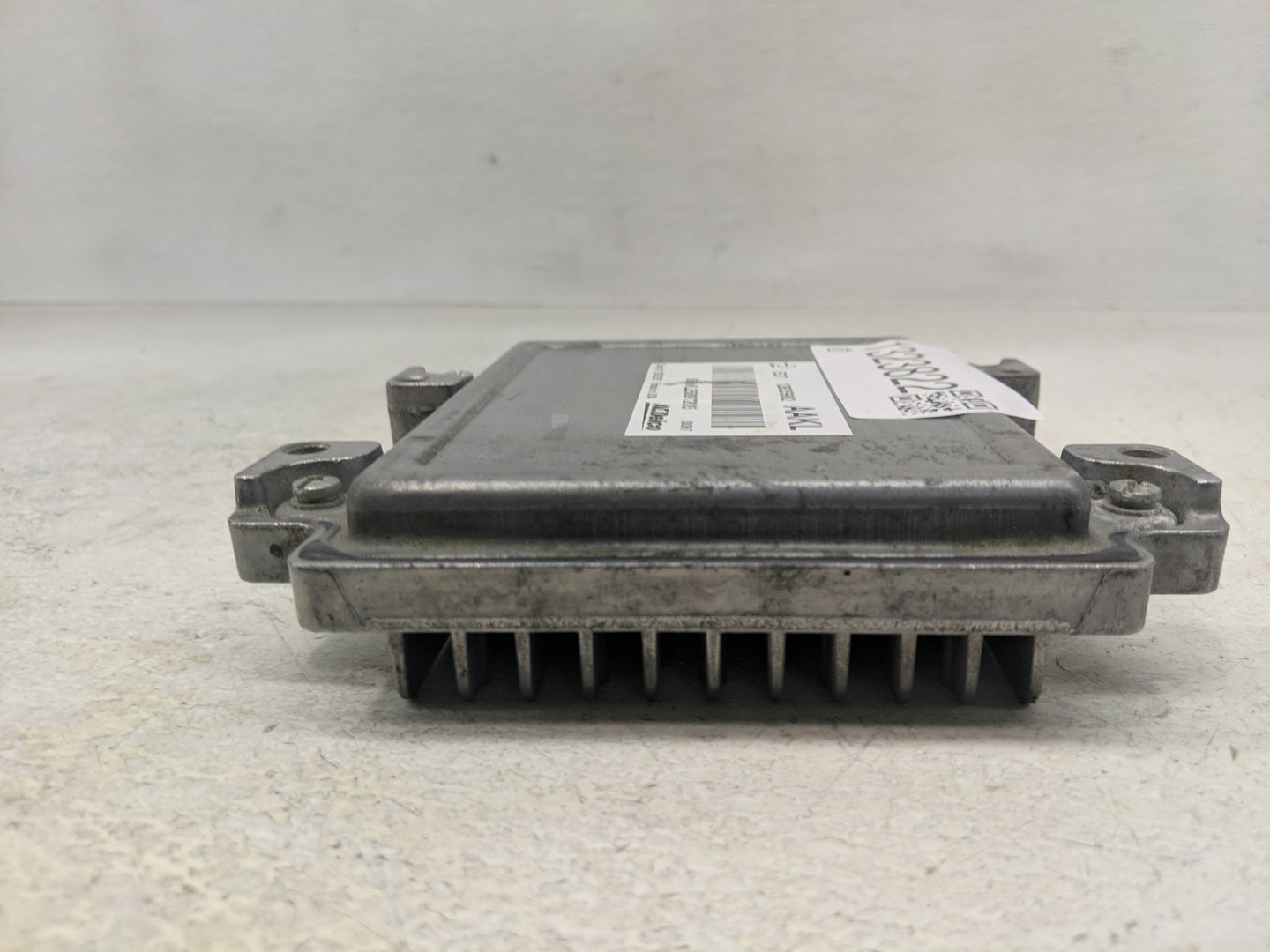 2010 Chevrolet Malibu PCM Engine Control Computer ECU ECM PCU OEM P/N:12635902 Fits OEM Used Auto Parts - Oemusedautoparts1.