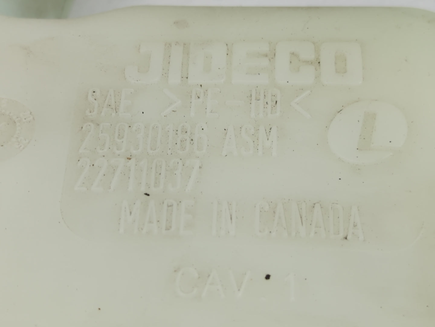 2008-2012 Chevrolet Malibu Windshield Washer Fluid Reservoir Bottle Oem - Oemusedautoparts1.com
