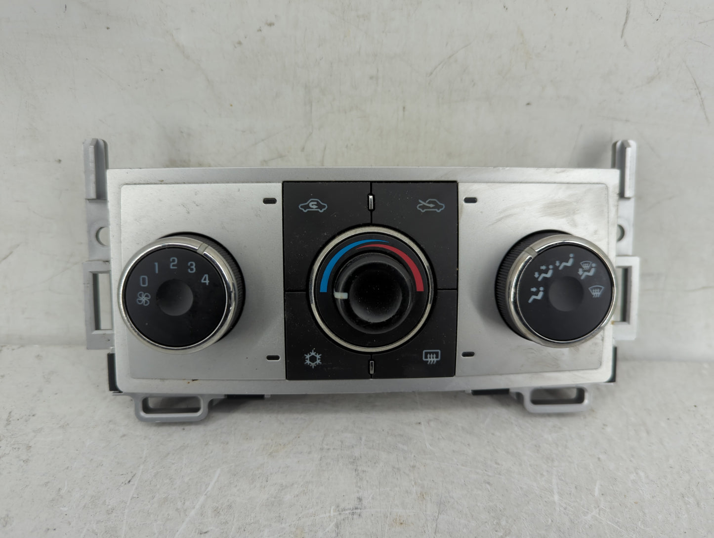 2008-2012 Chevrolet Malibu Climate Control Module Temperature AC/Heater Replacement P/N:28251428 Fits OEM Used Auto Parts - 