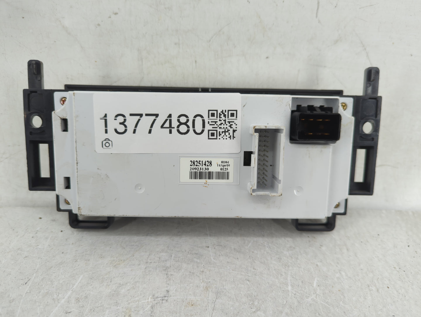 2008-2012 Chevrolet Malibu Climate Control Module Temperature AC/Heater Replacement P/N:28251428 Fits OEM Used Auto Parts - 