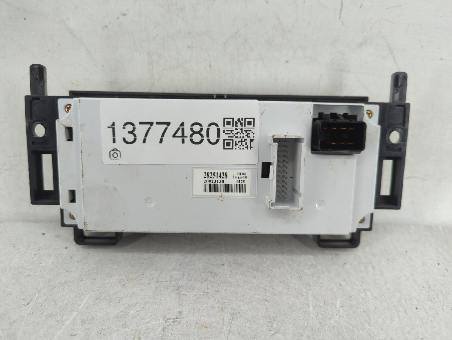 2008-2012 Chevrolet Malibu Climate Control Module Temperature AC/Heater Replacement P/N:28251428 Fits OEM Used Auto Parts - 