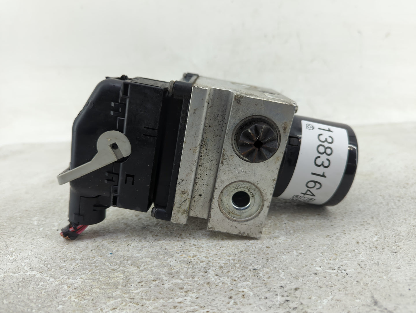 2010 Chevrolet Malibu ABS Pump Control Module Replacement P/N:25949990 Fits OEM Used Auto Parts - Oemusedautoparts1.com