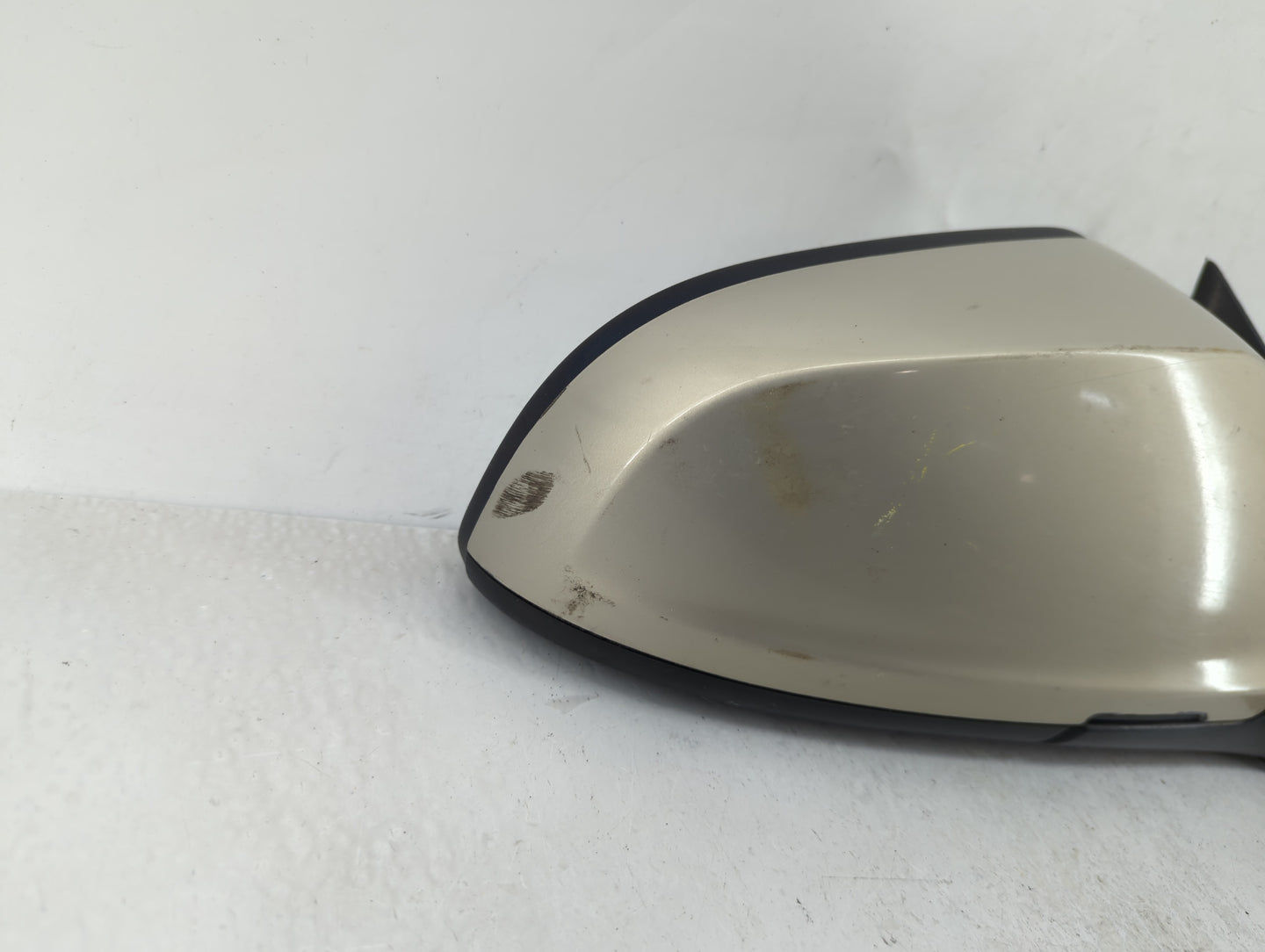 2008-2012 Chevrolet Malibu Passenger Side View Mirror - Right Door Mirror OEM Used - Oemusedautoparts1.com