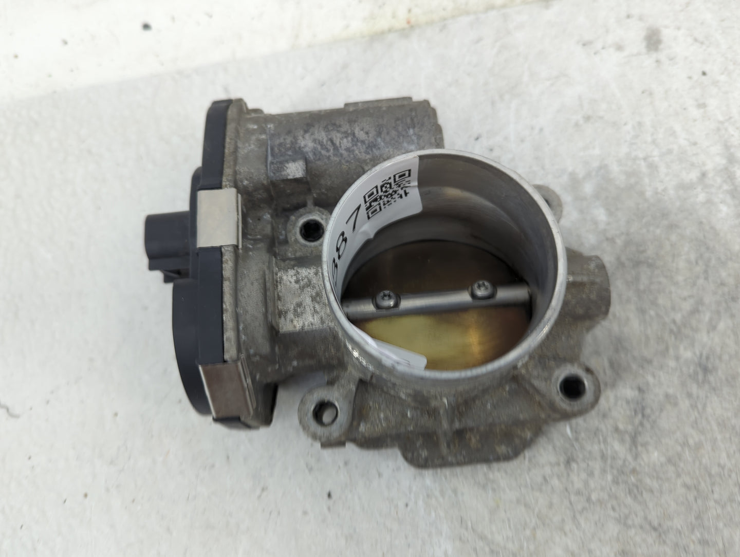 2008-2012 Chevrolet Malibu Throttle Body P/N:12616668 Fits Fits 2007 2008 2009 2010 2011 2012 OEM Used Auto Parts - Oemuseda