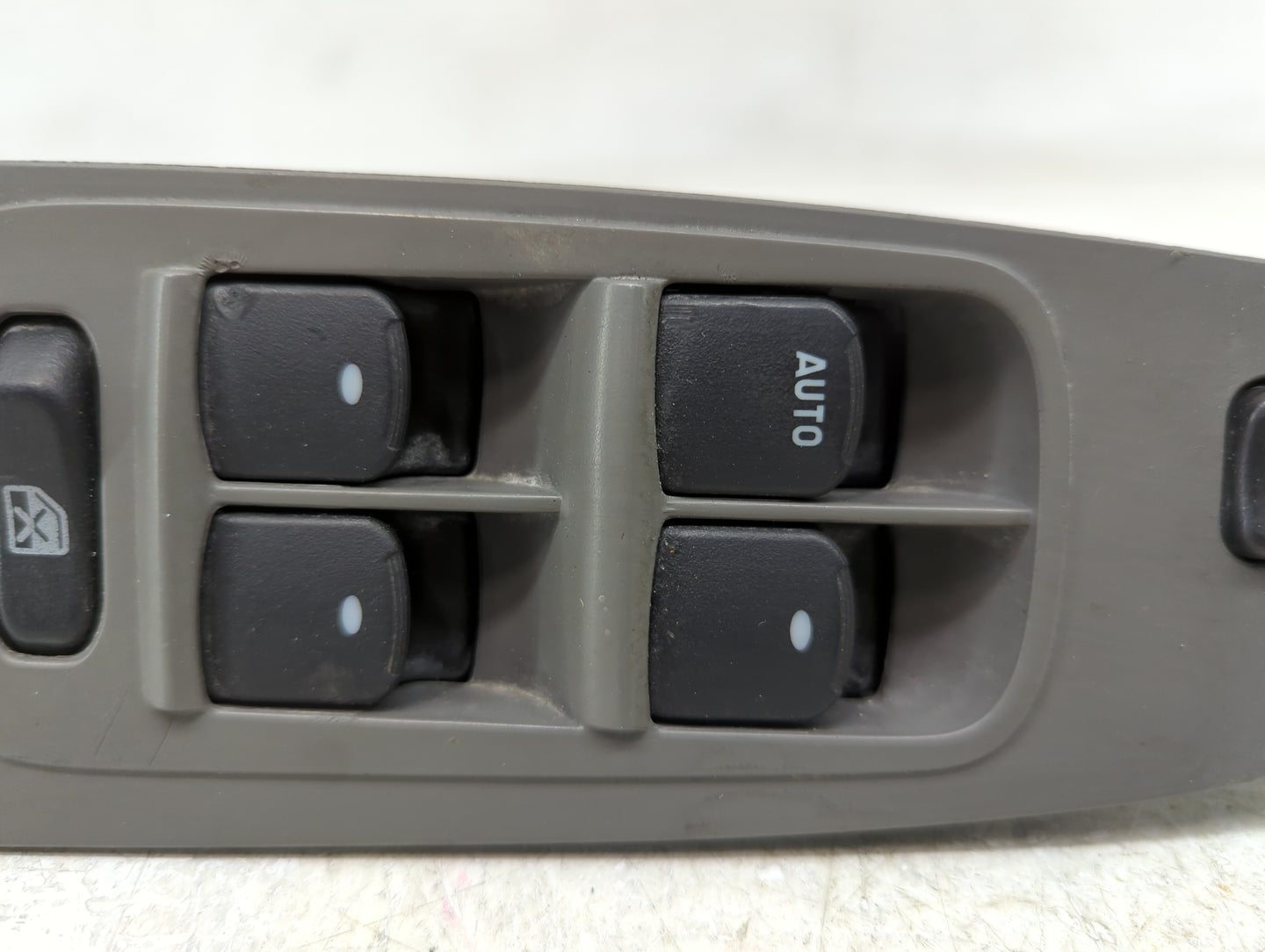 2010-2012 Chevrolet Malibu Master Power Window Switch Replacement Driver Side Left P/N:20807220 Fits Fits 2010 2011 2012 OEM