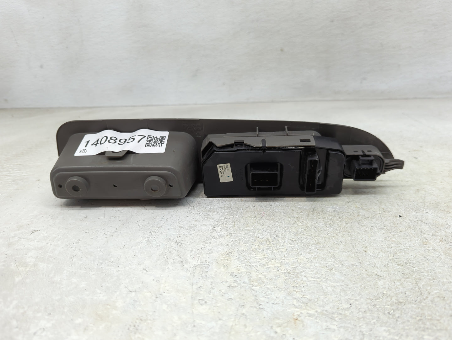2010-2012 Chevrolet Malibu Master Power Window Switch Replacement Driver Side Left P/N:20807220 Fits Fits 2010 2011 2012 OEM