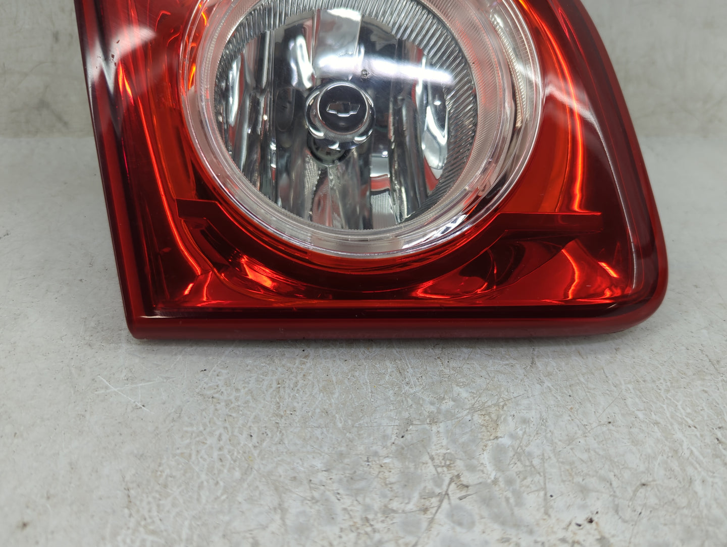 2008-2012 Chevrolet Malibu Tail Light Assembly Driver Left OEM P/N:15271120 Fits Fits 2008 2009 2010 2011 2012 OEM Used Auto