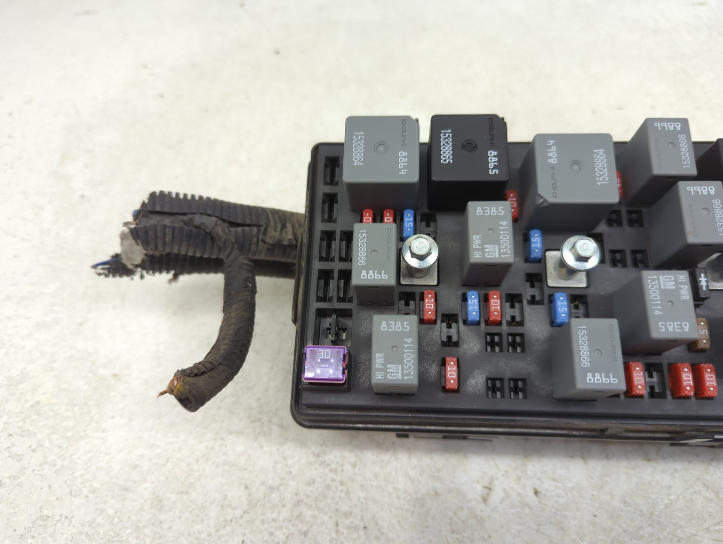 2009-2012 Chevrolet Malibu Fusebox Fuse Box Panel Relay Module P/N:20822689 Fits Fits 2009 2010 2011 2012 OEM Used Auto Part