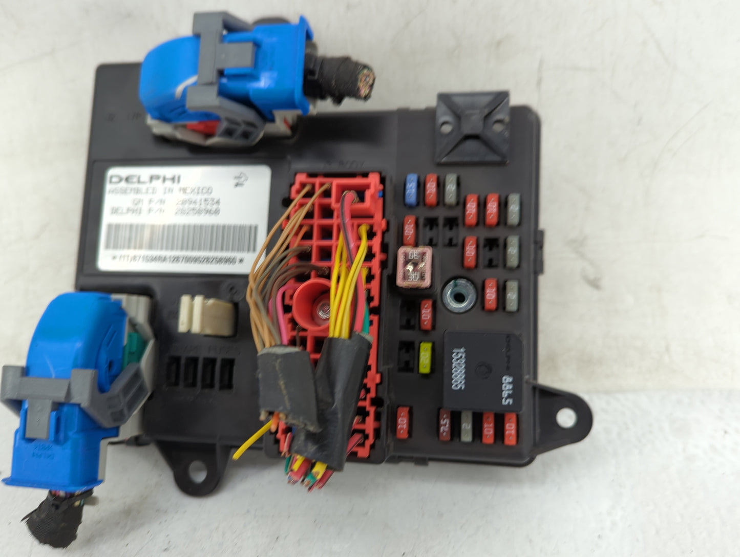 2009-2010 Chevrolet Malibu Fusebox Fuse Box Panel Relay Module P/N:20941534 Fits Fits 2009 2010 OEM Used Auto Parts - Oemuse
