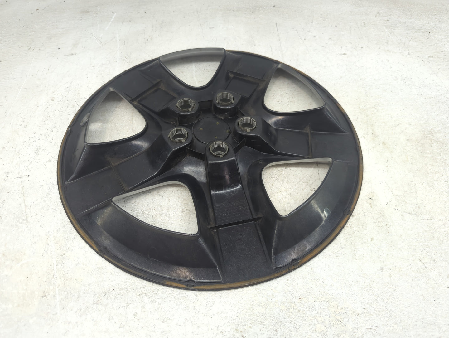 2010 Chevrolet Malibu Hubcap Wheel Cover Silver - Oemusedautoparts1.com