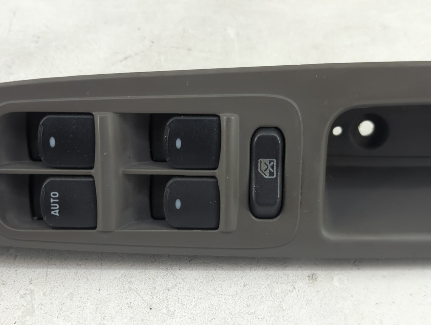 2010-2011 Chevrolet Malibu Master Power Window Switch Replacement Driver Side Left P/N:20807220 Fits Fits 2010 2011 OEM Used