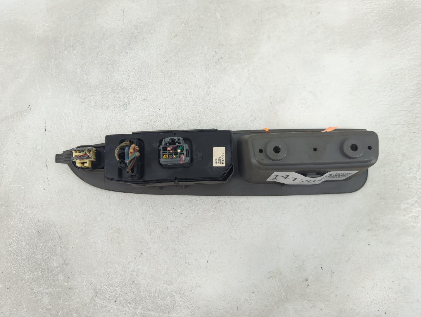 2010-2011 Chevrolet Malibu Master Power Window Switch Replacement Driver Side Left P/N:20807220 Fits Fits 2010 2011 OEM Used