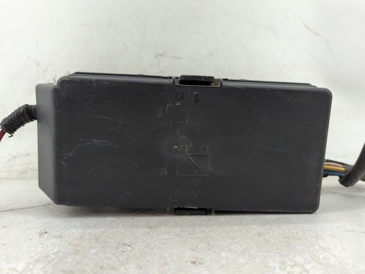 2009-2012 Chevrolet Malibu Fusebox Fuse Box Panel Relay Module P/N:20822695 20822689 Fits Fits 2009 2010 2011 2012 OEM Used 