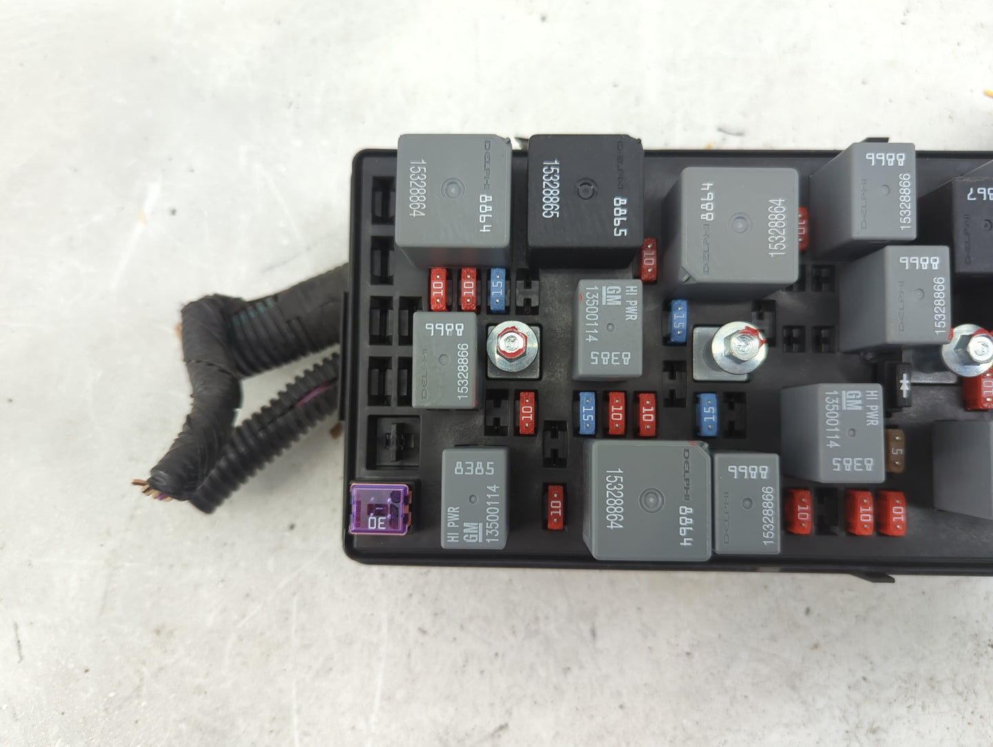 2009-2012 Chevrolet Malibu Fusebox Fuse Box Panel Relay Module P/N:20822689 Fits Fits 2009 2010 2011 2012 OEM Used Auto Part