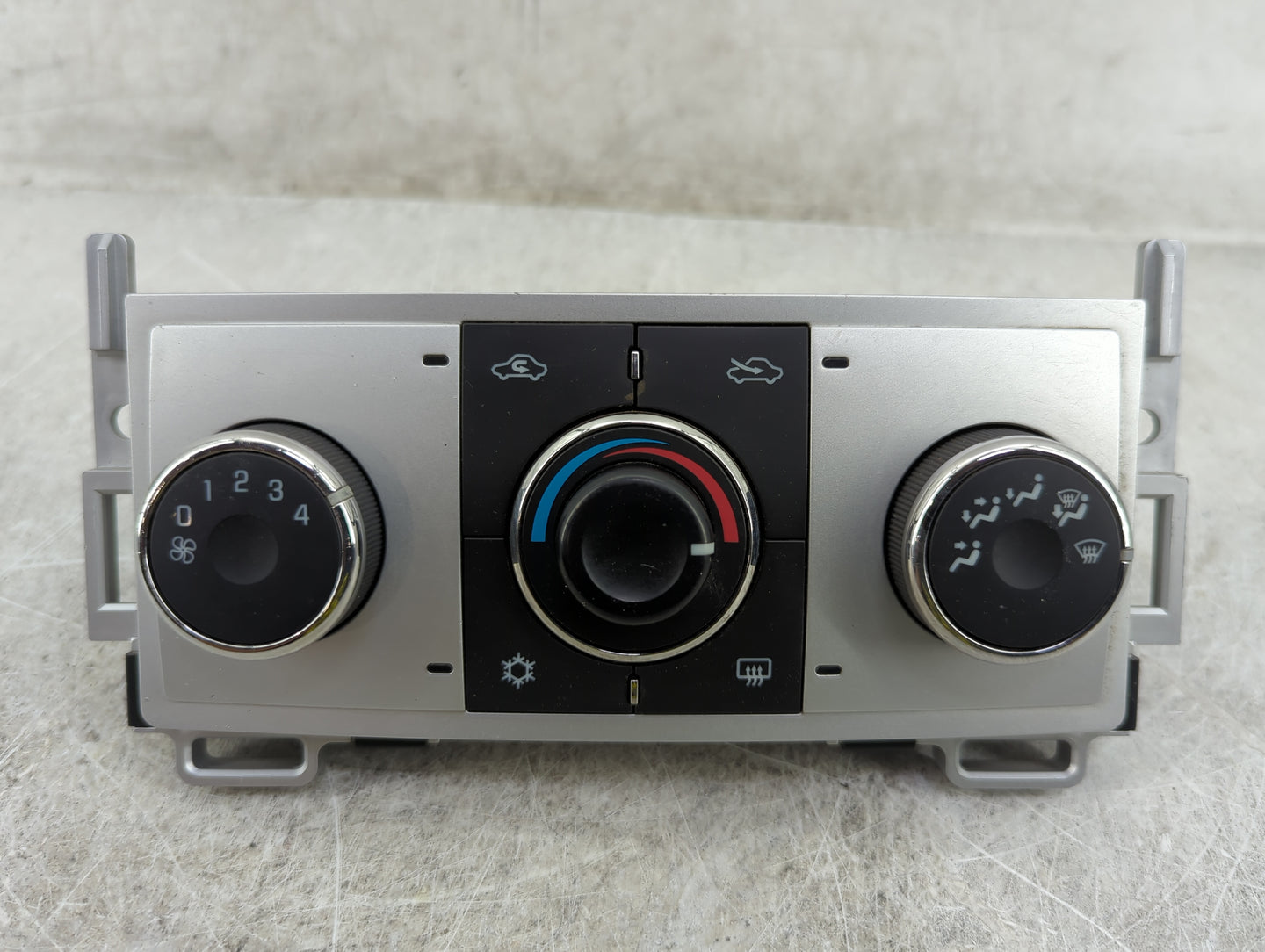 2008-2012 Chevrolet Malibu Climate Control Module Temperature AC/Heater Replacement P/N:28251428 Fits OEM Used Auto Parts - 