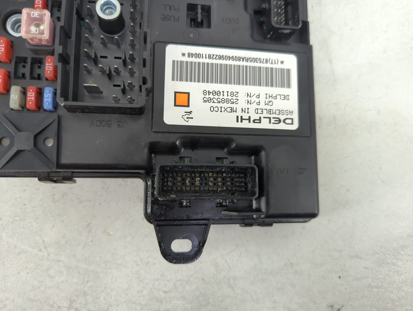 2010-2012 Chevrolet Malibu Body Control Module Bcm Inner Cabin Fuse Box - Oemusedautoparts1.com