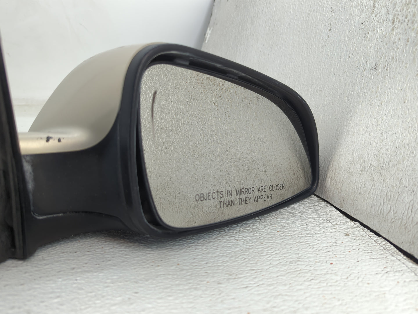 2008-2012 Chevrolet Malibu Passenger Side View Mirror - Right Door Mirror OEM Used - Oemusedautoparts1.com