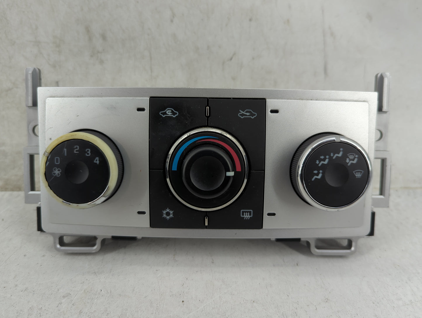 2008-2012 Chevrolet Malibu Climate Control Module Temperature AC/Heater Replacement P/N:28251428 20923130 Fits OEM Used Auto