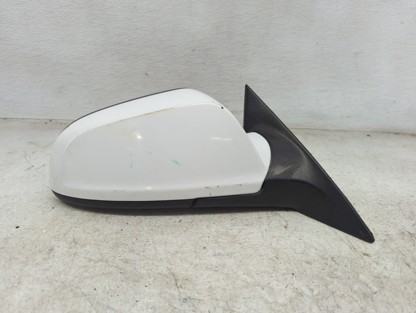 2008-2012 Chevrolet Malibu Passenger Side View Mirror - Right Door Mirror OEM Used - Oemusedautoparts1.com