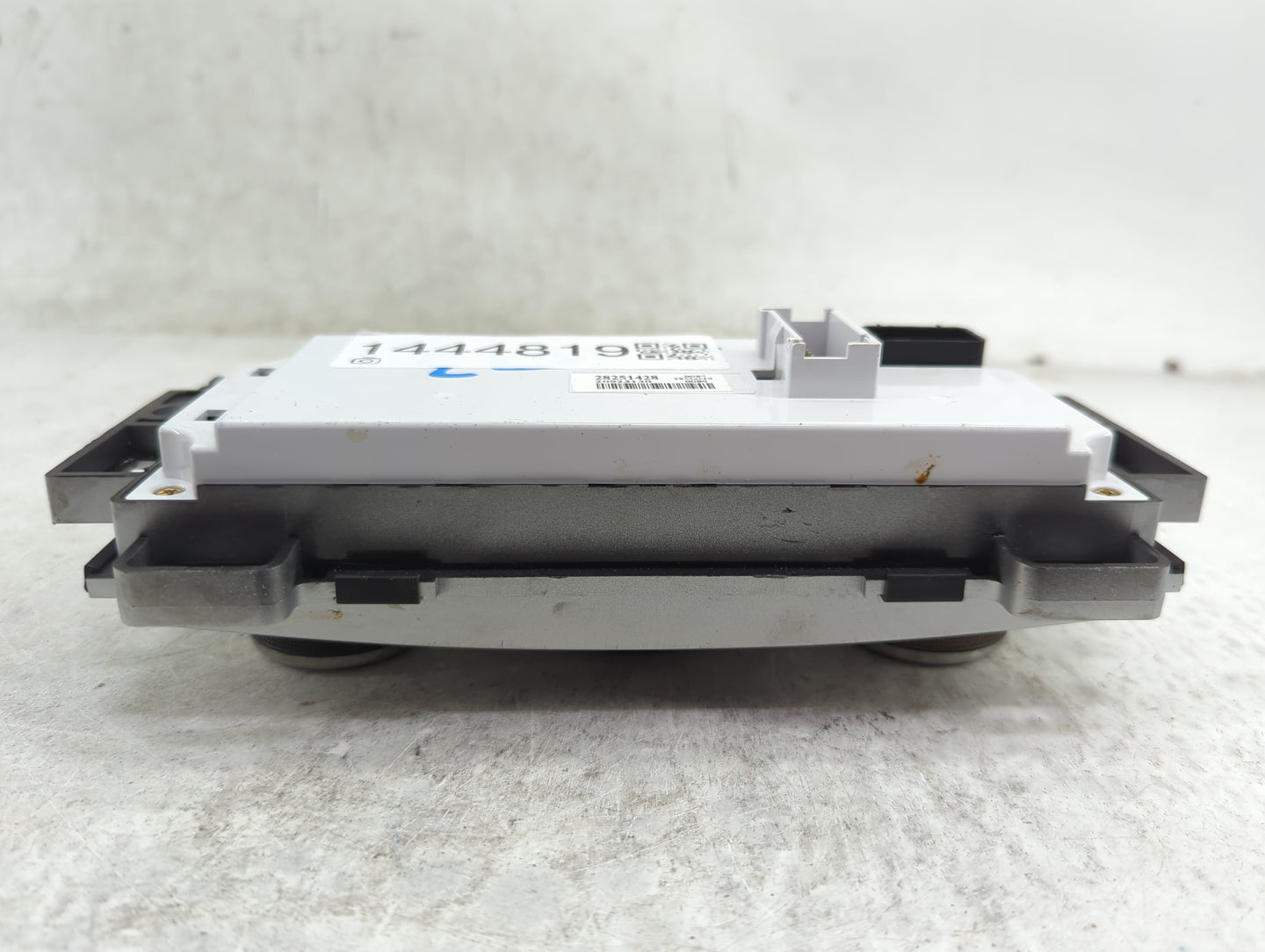 2008-2012 Chevrolet Malibu Climate Control Module Temperature AC/Heater Replacement P/N:28251428 20923130 Fits OEM Used Auto