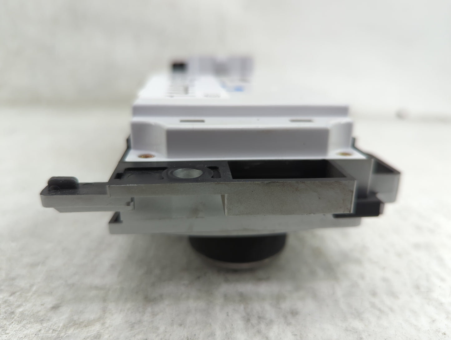 2008-2012 Chevrolet Malibu Climate Control Module Temperature AC/Heater Replacement P/N:28251428 20923130 Fits OEM Used Auto