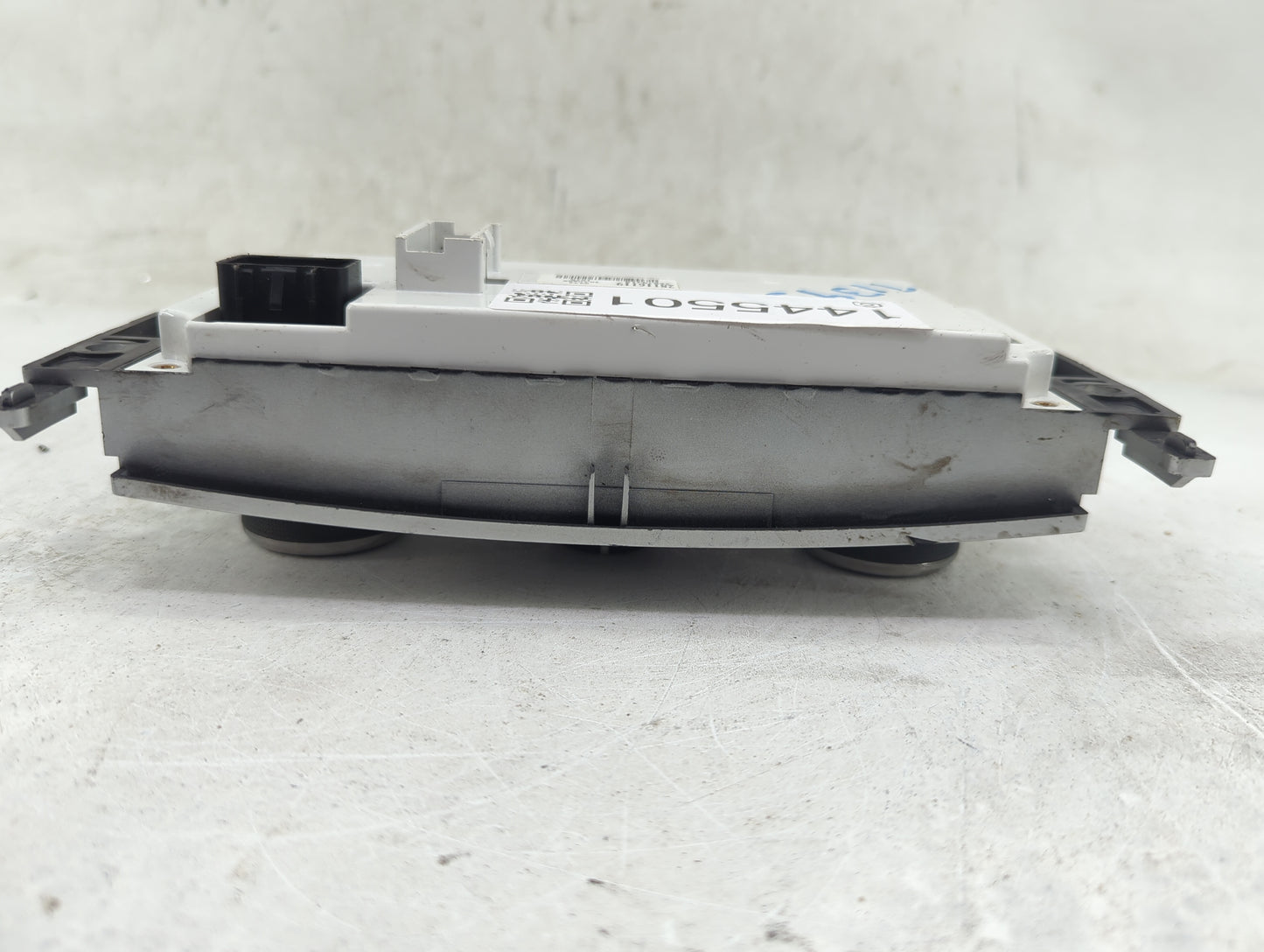 2008-2012 Chevrolet Malibu Climate Control Module Temperature AC/Heater Replacement P/N:28116119 25878418 Fits OEM Used Auto