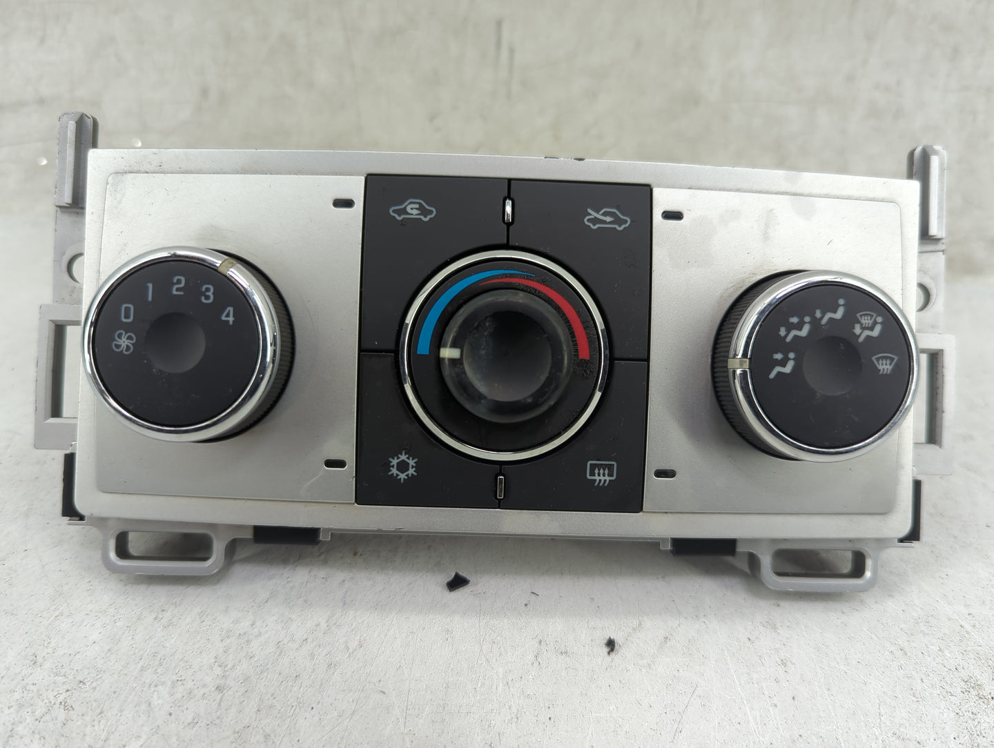 2008-2012 Chevrolet Malibu Climate Control Module Temperature AC/Heater Replacement P/N:28251428 20923130 Fits OEM Used Auto