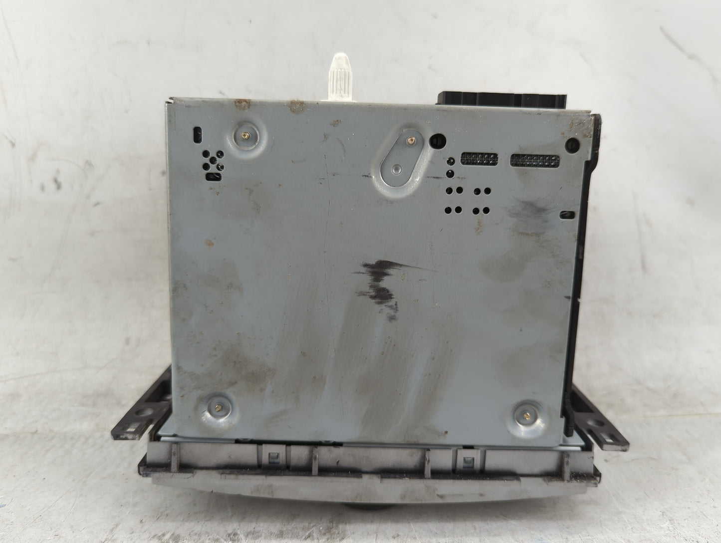 2009-2012 Chevrolet Malibu Radio AM FM Cd Player Receiver Replacement P/N:20833232 Fits Fits 2009 2010 2011 2012 OEM Used Au