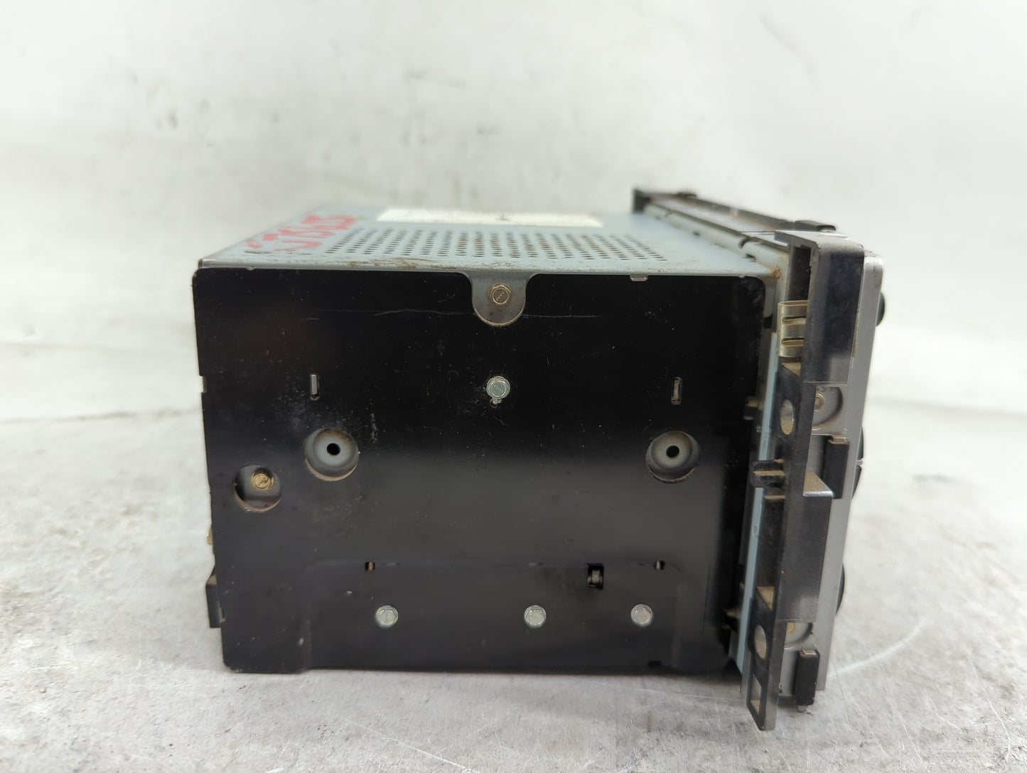 2009-2012 Chevrolet Malibu Radio AM FM Cd Player Receiver Replacement P/N:20833232 Fits Fits 2009 2010 2011 2012 OEM Used Au