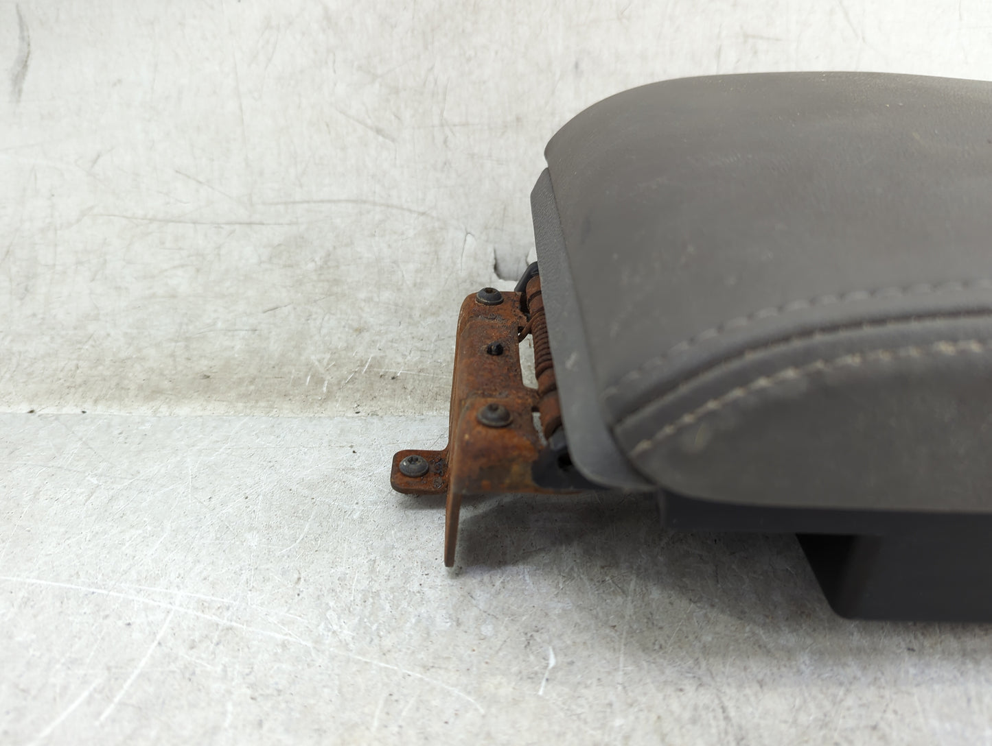 2010 Chevrolet Malibu Center Console Armrest Cover Lid Fits OEM Used Auto Parts - Oemusedautoparts1.com