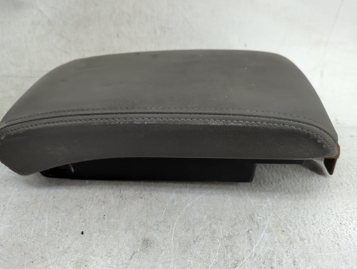 2010 Chevrolet Malibu Center Console Armrest Cover Lid Fits OEM Used Auto Parts - Oemusedautoparts1.com