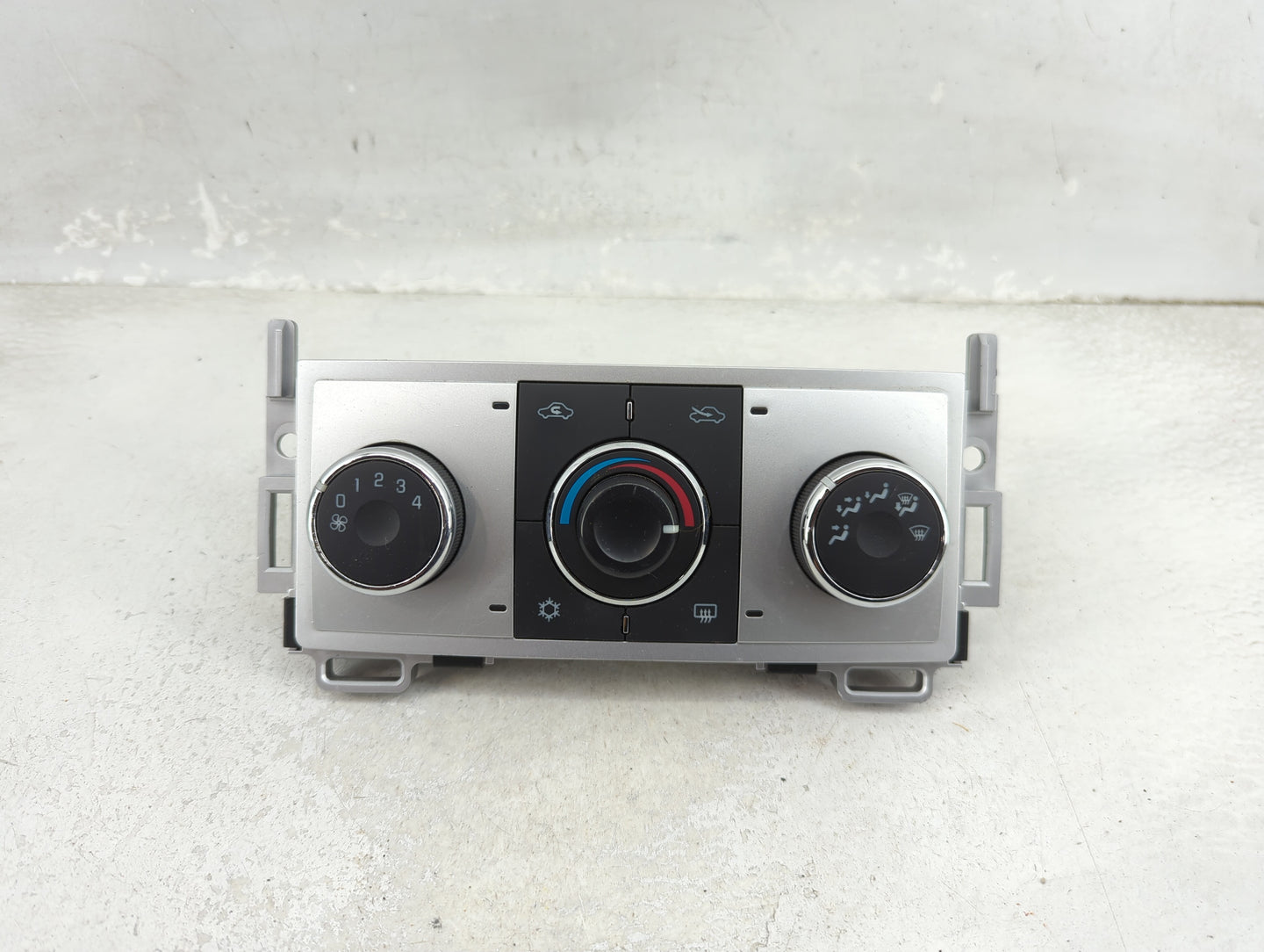 2008-2012 Chevrolet Malibu Climate Control Module Temperature AC/Heater Replacement P/N:28251428 Fits OEM Used Auto Parts - 