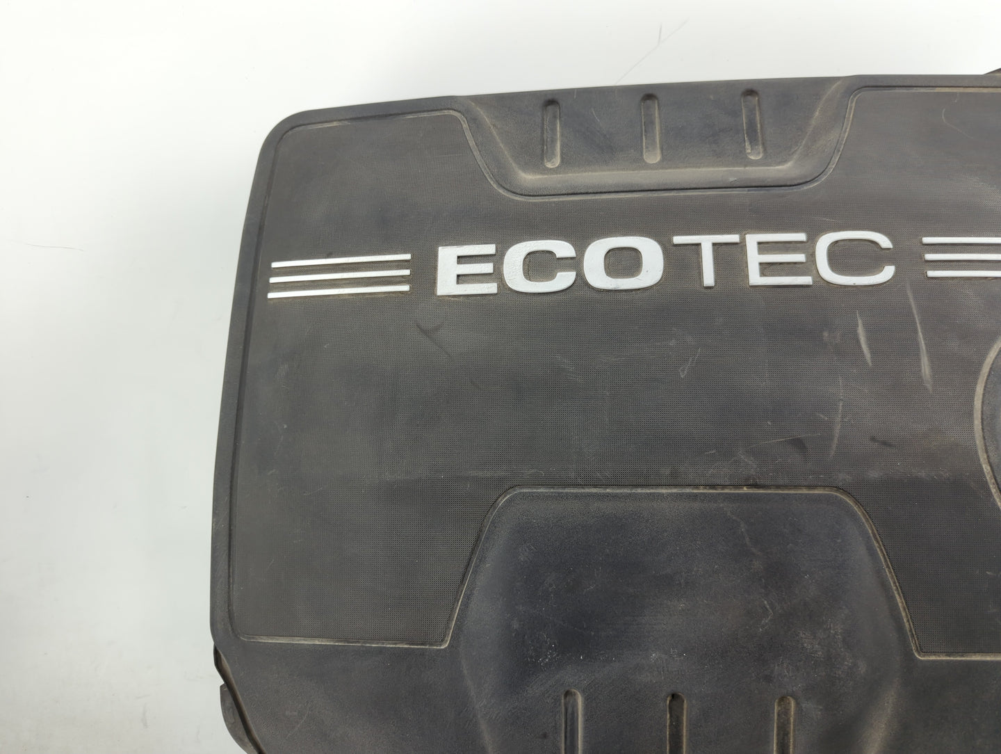 2010 Chevrolet Malibu Engine Cover Black - Oemusedautoparts1.com