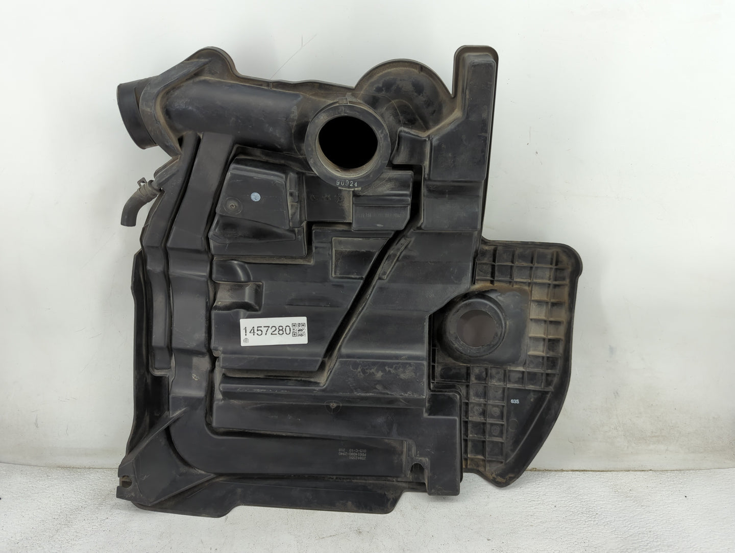 2010 Chevrolet Malibu Engine Cover Black - Oemusedautoparts1.com
