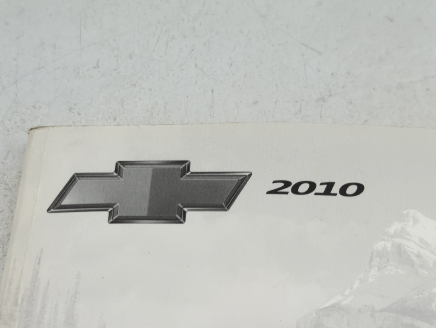 2010 Chevrolet Malibu Owners Manual Book Guide P/N:25852253 OEM Used Auto Parts - Oemusedautoparts1.com