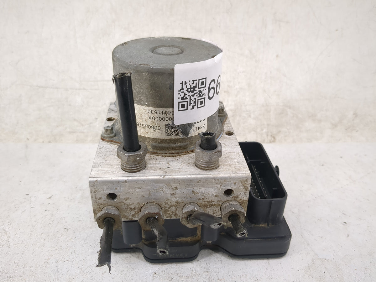 2010 Chevrolet Malibu Anti-Lock Brake ABS Pump Module Actuator OEM P/N:0265257565 0265232410405, 23410405 Fits OEM Used Auto