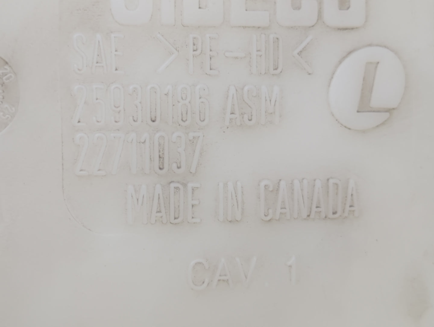 2008-2012 Chevrolet Malibu Windshield Washer Fluid Reservoir Bottle Oem 1465581 - Oemusedautoparts1.com