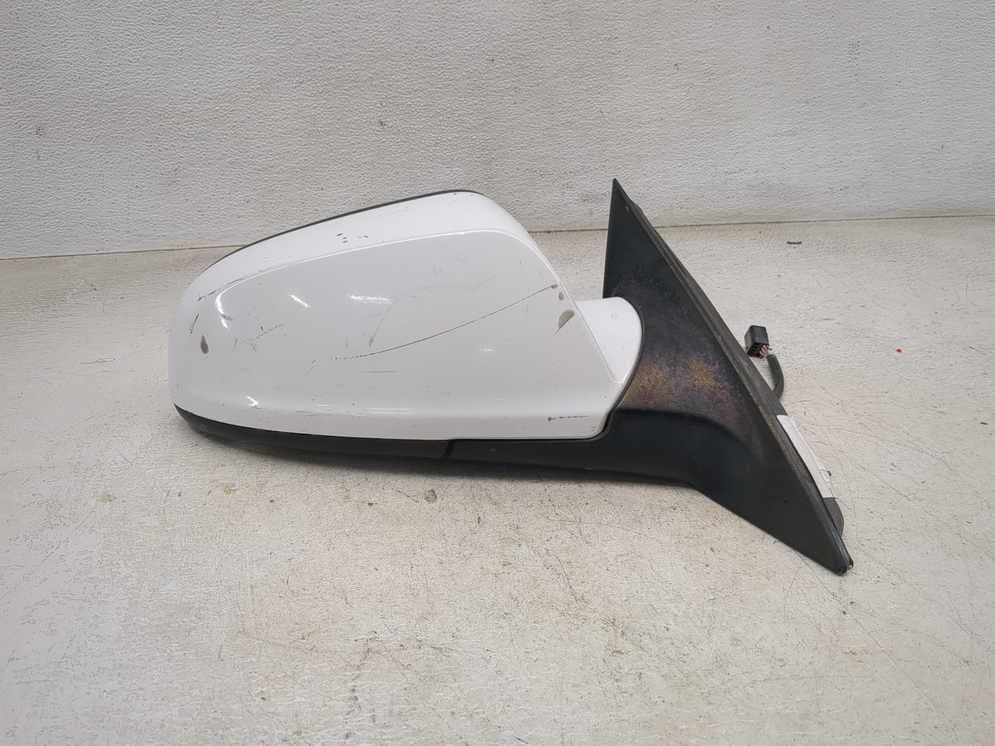 2010 Chevrolet Malibu Passenger Side View Mirror - Right Door Mirror OEM Used - Oemusedautoparts1.com