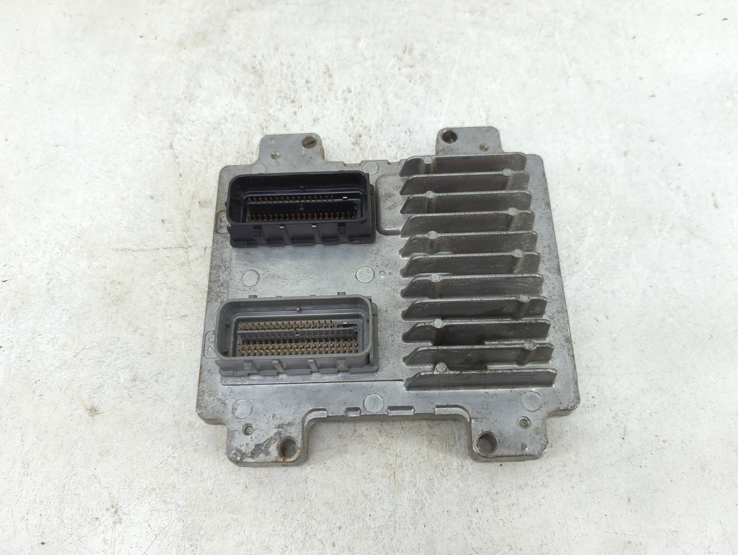 2007-2012 Chevrolet Malibu PCM Engine Control Computer ECU ECM PCU OEM P/N:12635902 12612397 Fits OEM Used Auto Parts - Oemu