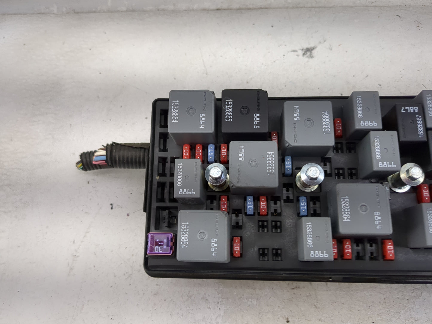 2008-2012 Chevrolet Malibu Fusebox Fuse Box Panel Relay Module P/N:13572722 Fits Fits 2008 2009 2010 2011 2012 OEM Used Auto