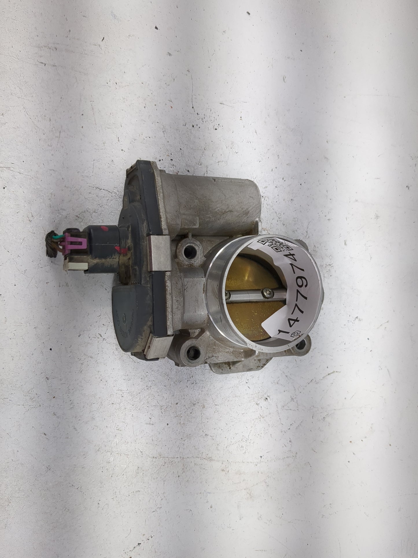 2008-2012 Chevrolet Malibu Throttle Body P/N:0880AA186AA3686C Fits Fits 2007 2008 2009 2010 2011 2012 OEM Used Auto Parts - 