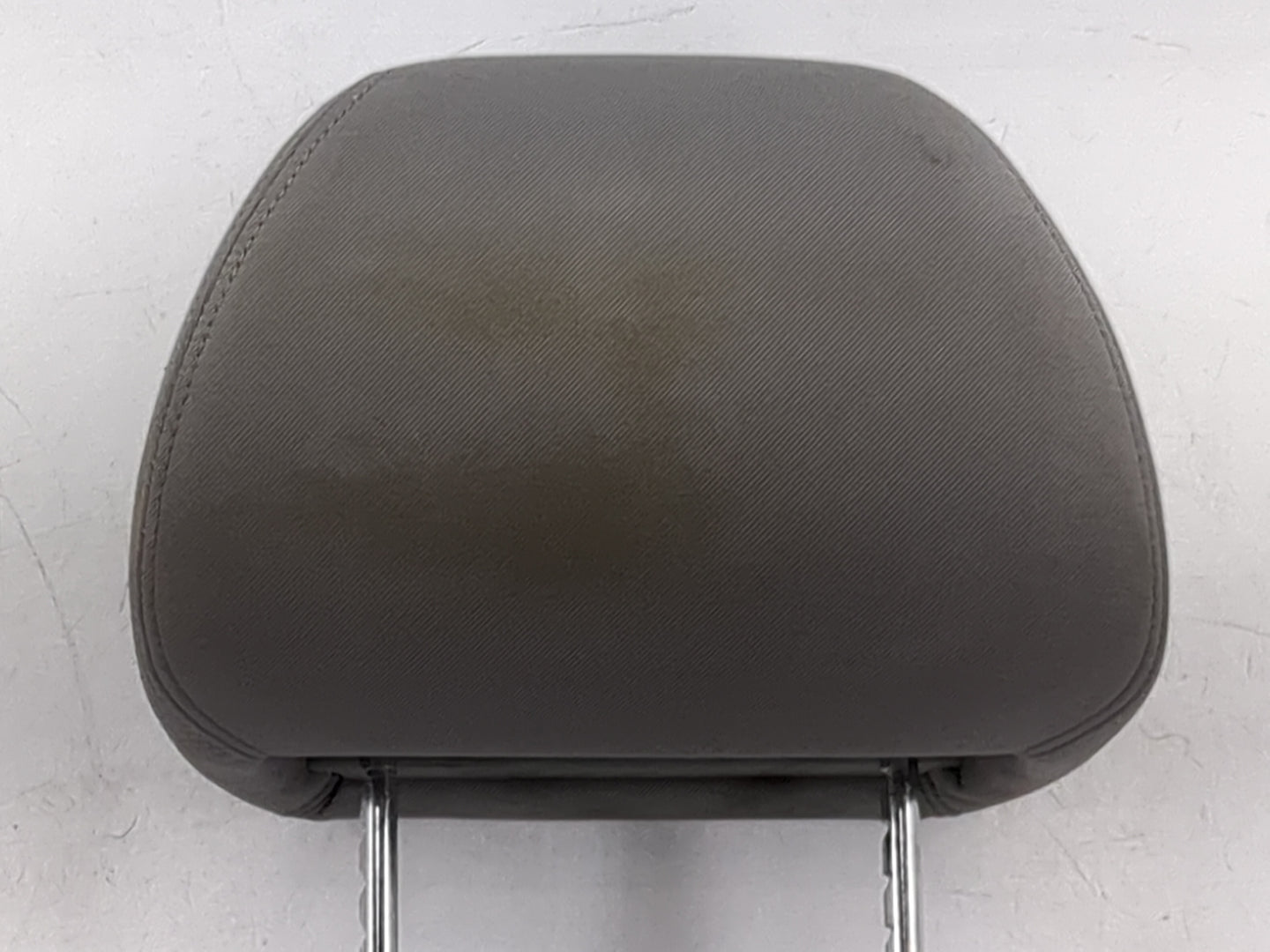 2010 Chevrolet Malibu Headrest Head Rest Front Driver Seat Gray 1480845 - Oemusedautoparts1.com