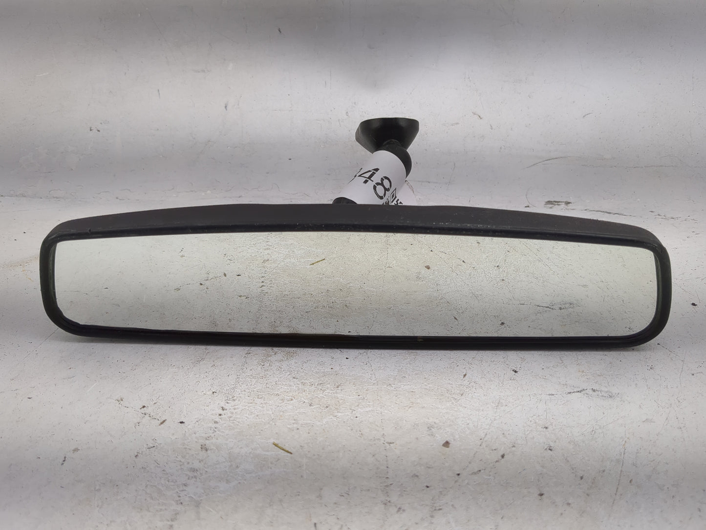 2010 Chevrolet Malibu Interior Rear View Mirror Replacement OEM P/N:E8 011083 Fits OEM Used Auto Parts - Oemusedautoparts1.c