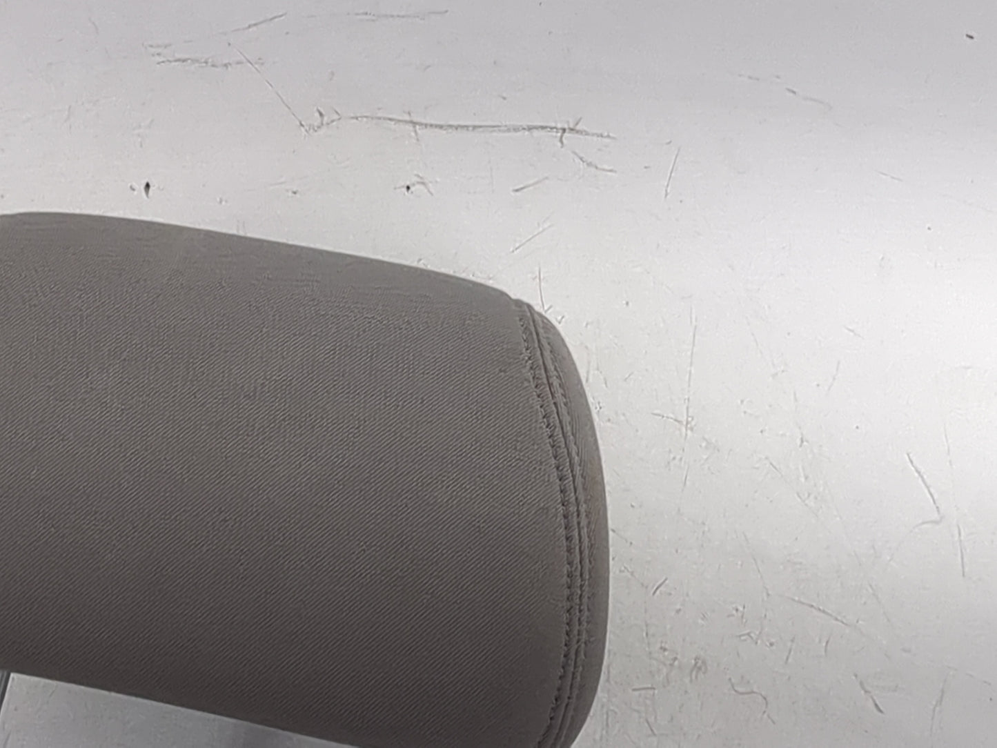 2010 Chevrolet Malibu Headrest Head Rest Rear Seat Fits OEM Used Auto Parts - Oemusedautoparts1.com