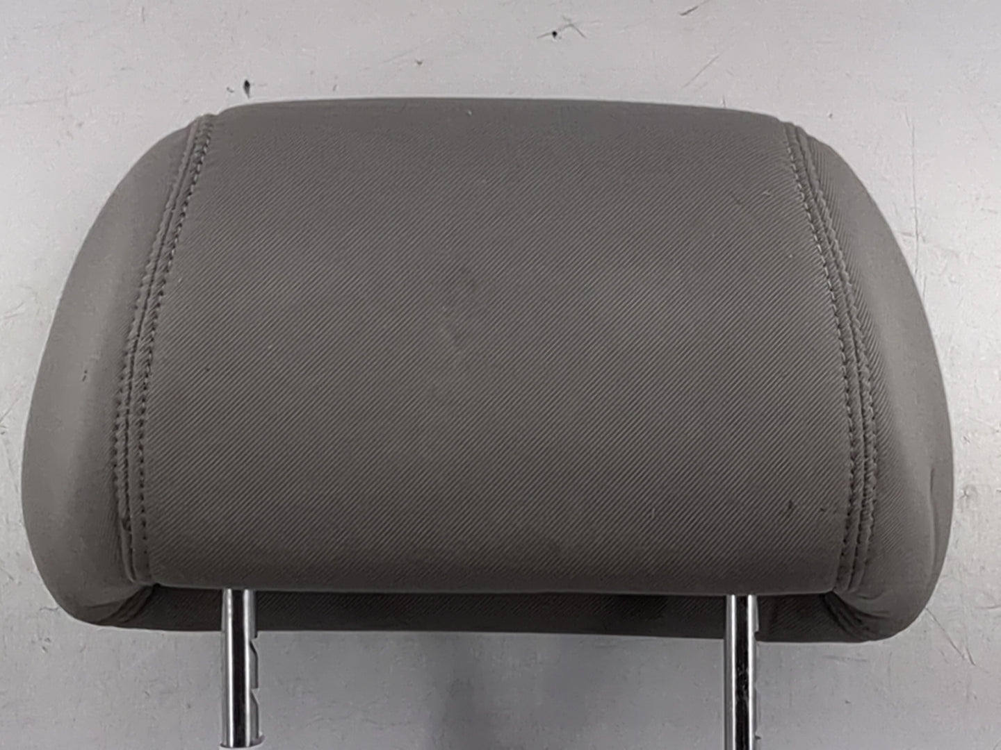 2010 Chevrolet Malibu Headrest Head Rest Rear Seat Fits OEM Used Auto Parts - Oemusedautoparts1.com