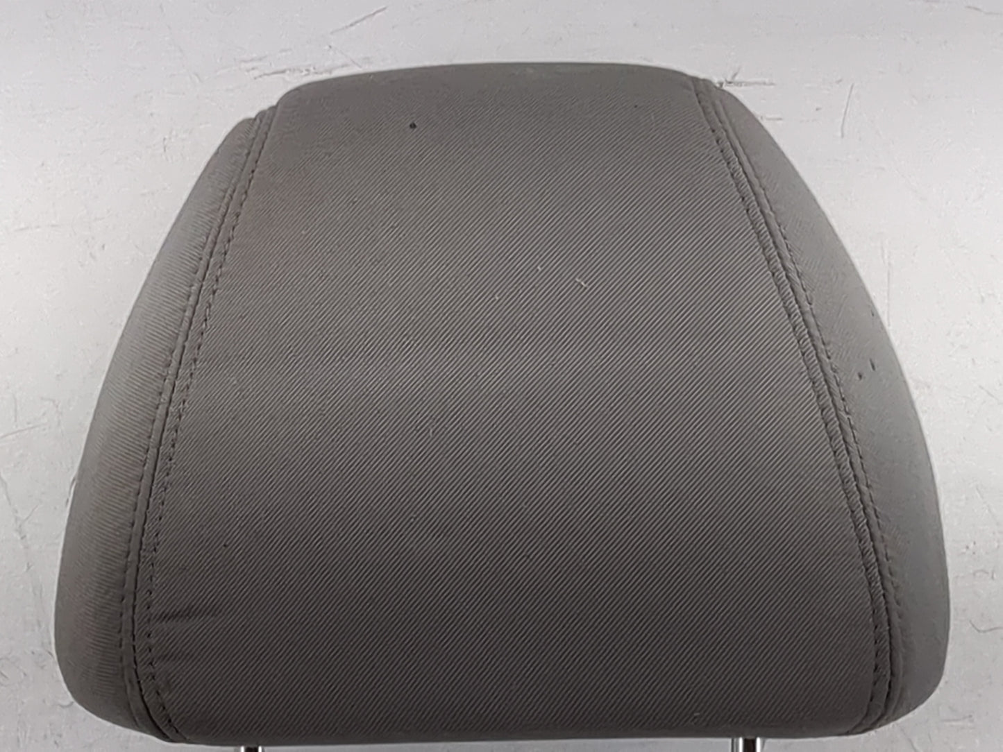 2010 Chevrolet Malibu Headrest Head Rest Front Driver Seat Gray - Oemusedautoparts1.com