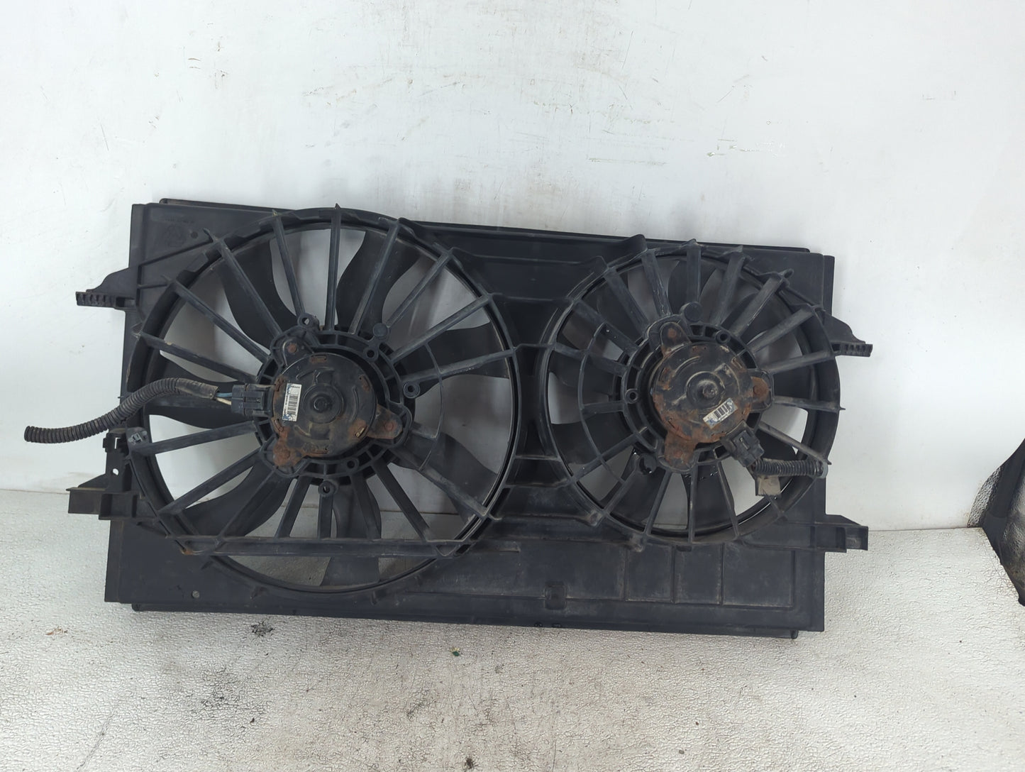 2004-2012 Chevrolet Malibu Electric Radiator Cooling Fan Motor Assembly Fits Fits 2004 2005 2006 2007 2008 2009 2010 2011 20